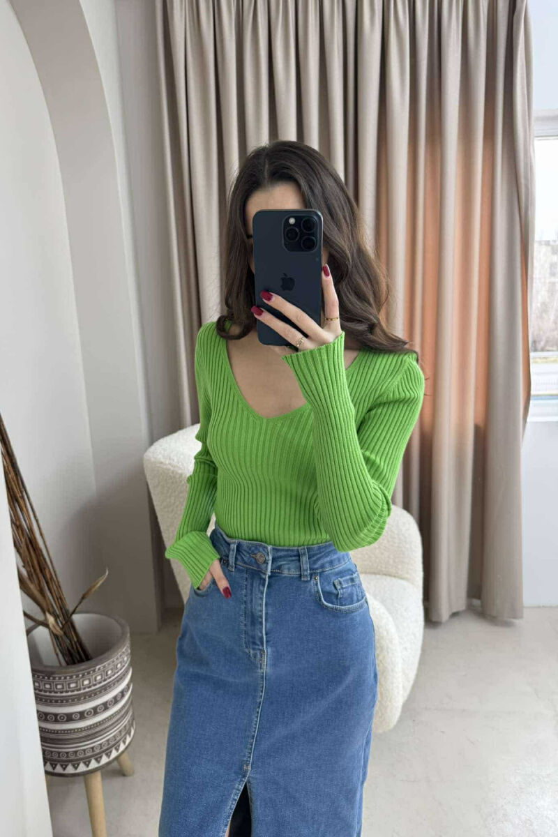 ONE COLOR SIMPLE WOMEN SWEATER LIGHT GREEN/JEZB - 4
