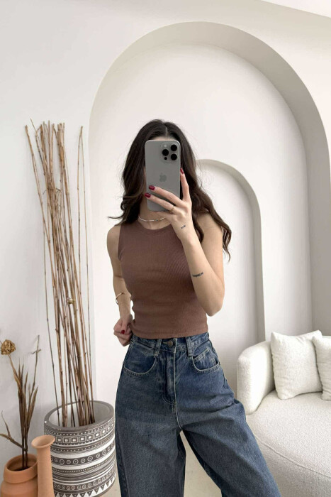 ONE COLOR SIMPLE WOMEN TANK TOP BROWN/KAFE 