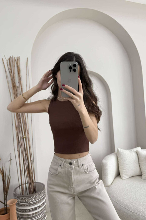 ONE COLOR SIMPLE WOMEN TANK TOP DARK BROWN/KAE 