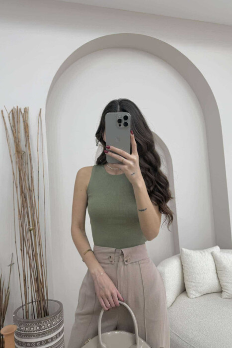ONE COLOR SIMPLE WOMEN TANK TOP DARK KHAKI/KAKI E ERRET - 2