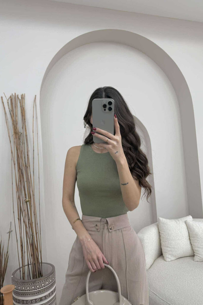 ONE COLOR SIMPLE WOMEN TANK TOP DARK KHAKI/KAKI E ERRET - 2