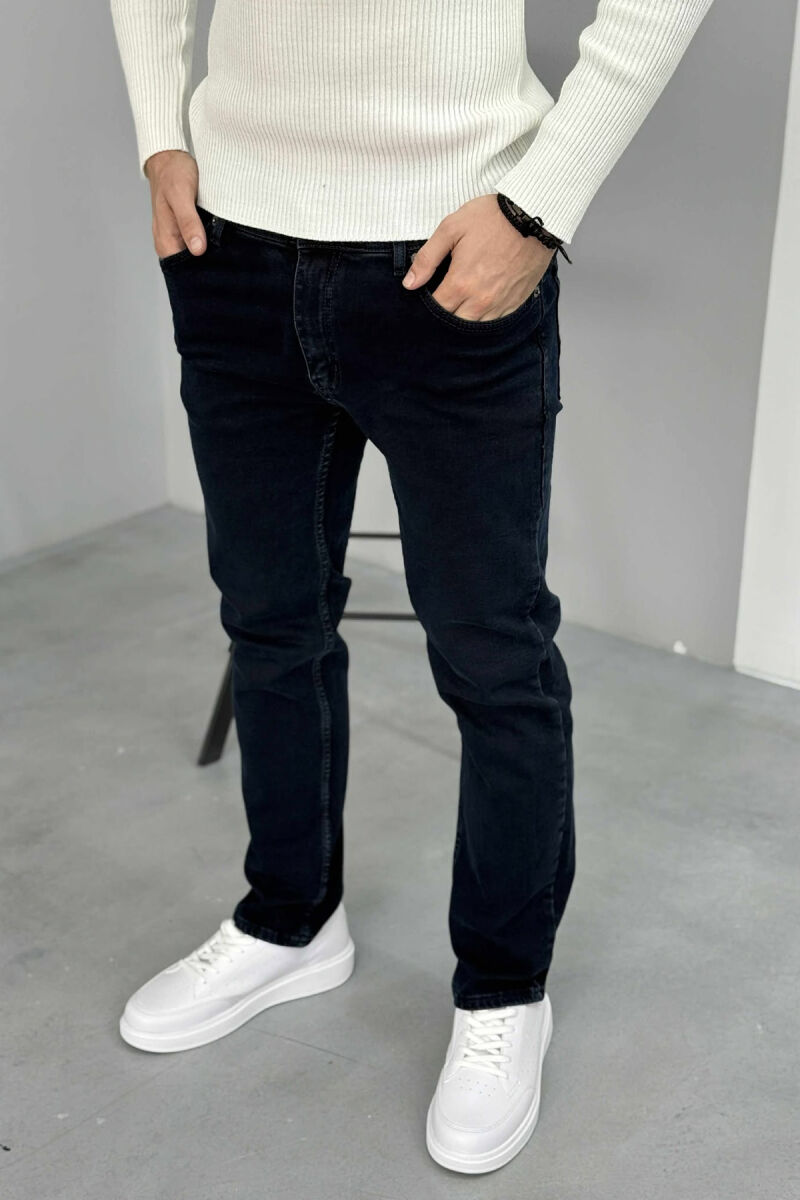 ONE COLOR STRETCHY MEN JEANS DARK BLUE/BEE - 2