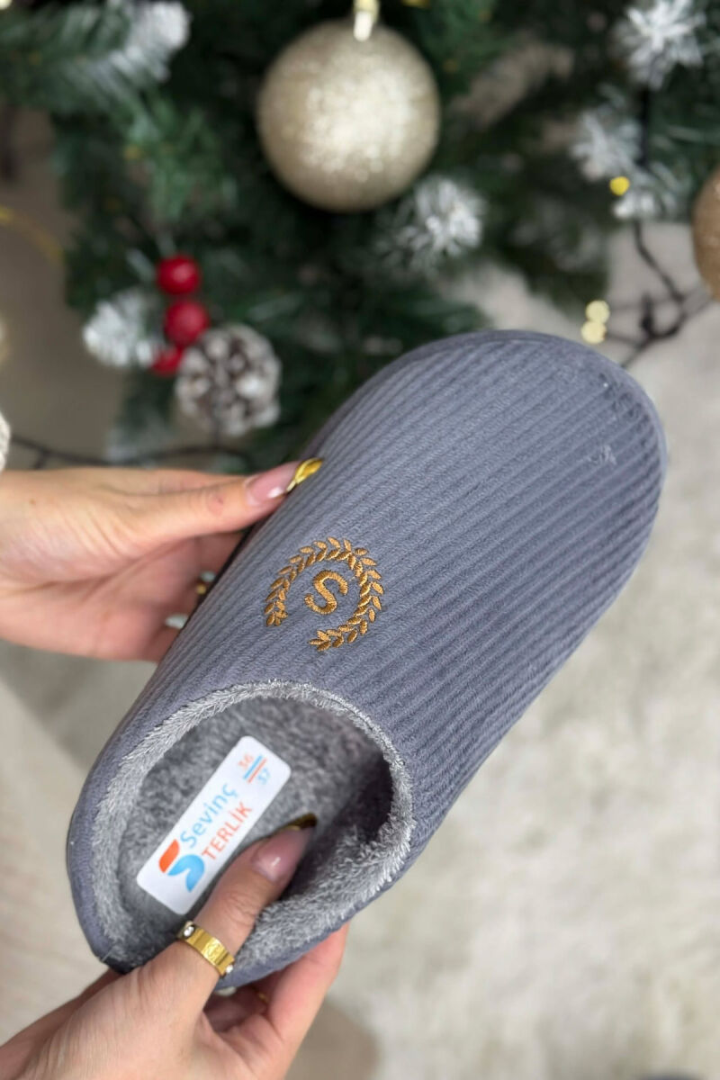 ONE COLOR TEDDY LINED WOMEN SLIPPERS GREY/GRI - 2