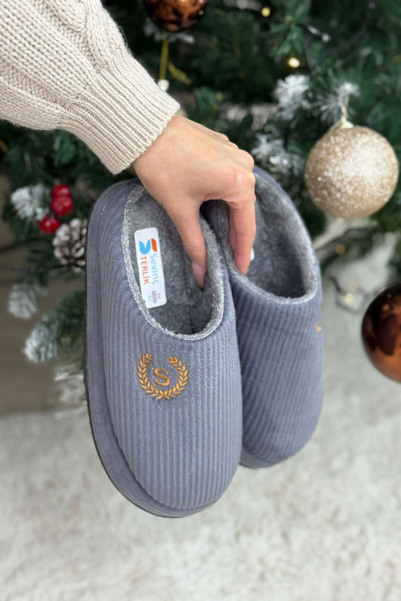 ONE COLOR TEDDY LINED WOMEN SLIPPERS GREY/GRI - 4