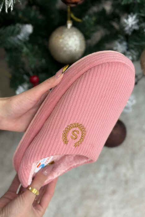 ONE COLOR TEDDY LINED WOMEN SLIPPERS PINK/ROZE - 2