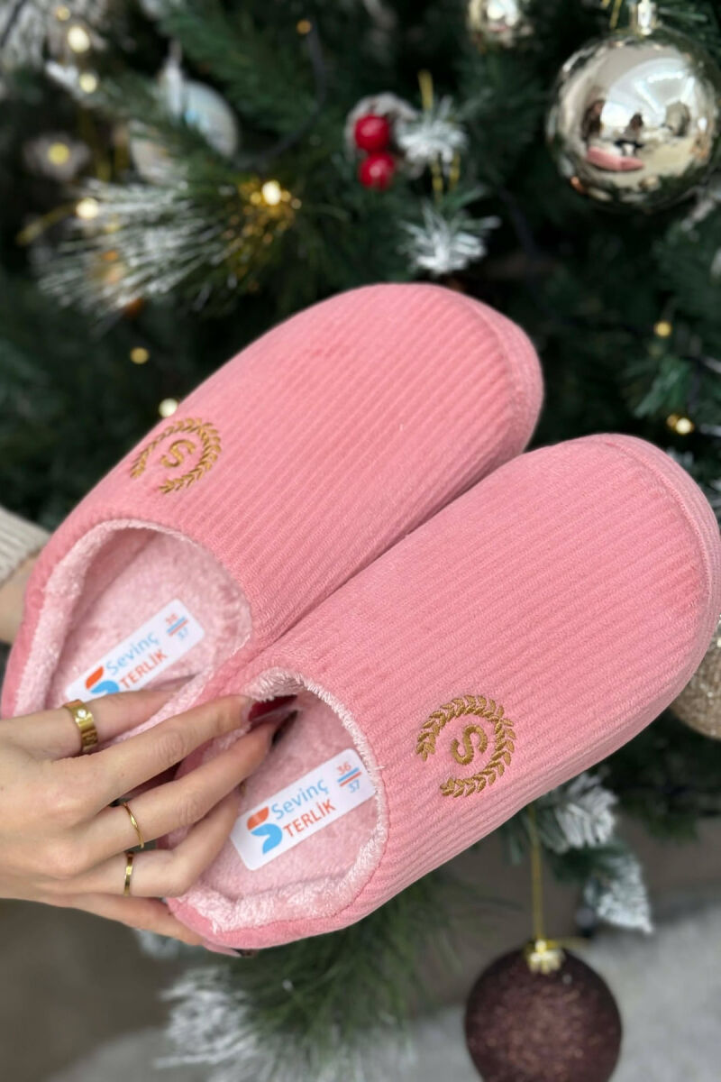 ONE COLOR TEDDY LINED WOMEN SLIPPERS PINK/ROZE - 4
