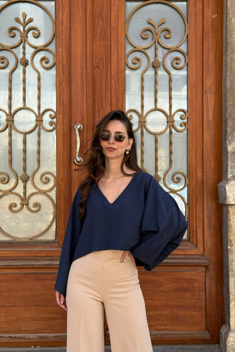 ONE COLOR V-NECK CROP WOMAN SWEATSHIRT DARK BLUE/BEE - 1