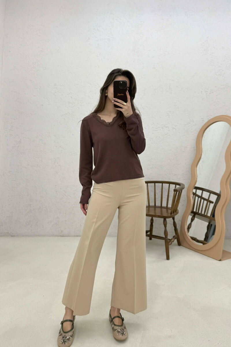 ONE COLOR V NECK WOMAN SWEATER BROWN/KAFE - 3