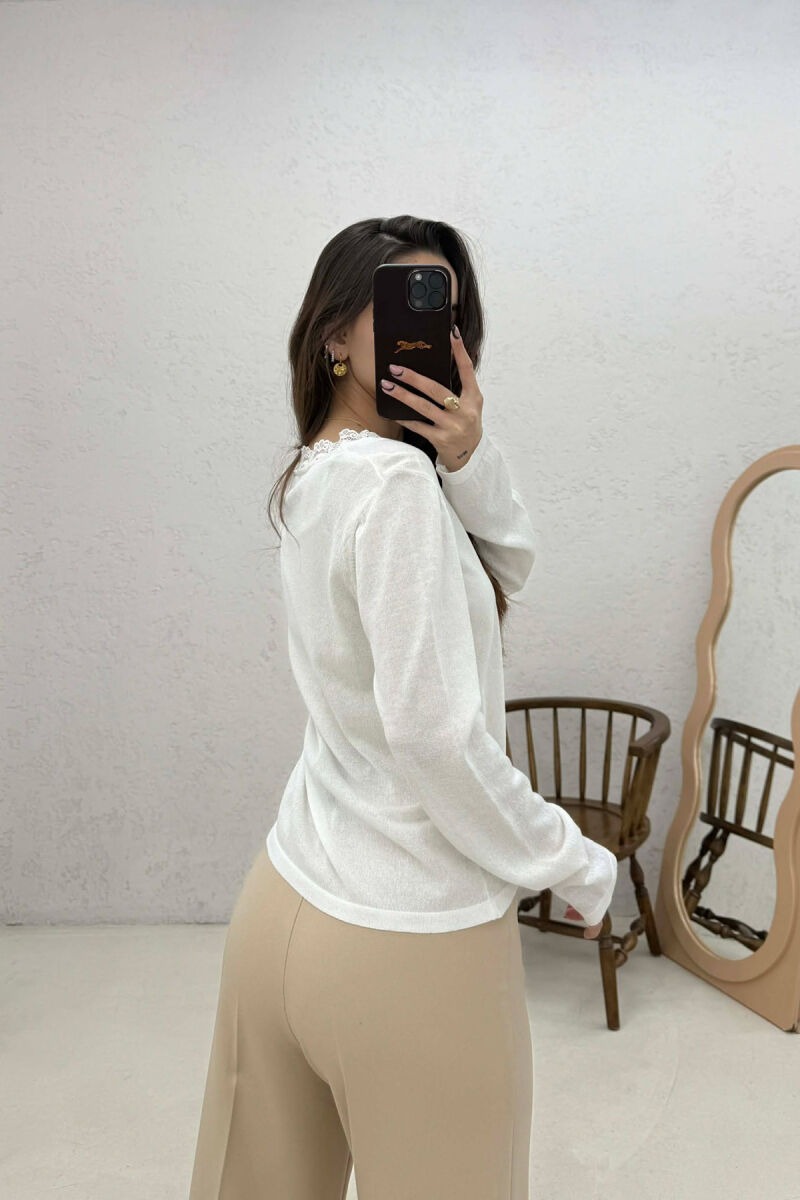 ONE COLOR V NECK WOMAN SWEATER WHITE-E BARDHE - 3