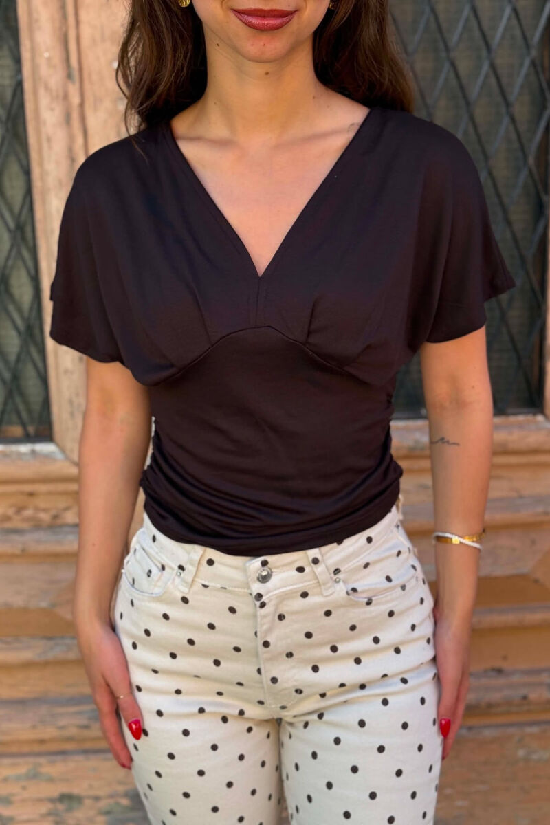 ONE COLOR V NECK WOMAN T- SHIRT DARK BROWN/KAE - 7