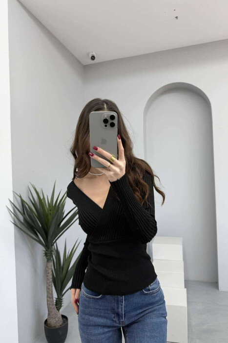 ONE COLOR V NECK WOMEN SWEATER BLACK/ E ZEZE - 5