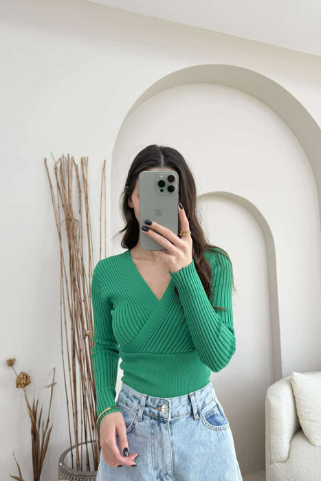 ONE COLOR V NECK WOMEN SWEATER GREEN/JESHILE - 4