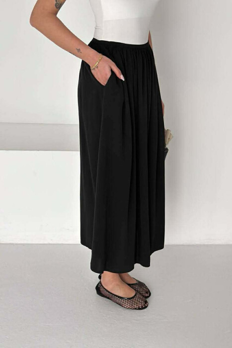 ONE COLOR WOMAN SKIRT BLACK/ E ZEZE - KLAUDIO FASHION