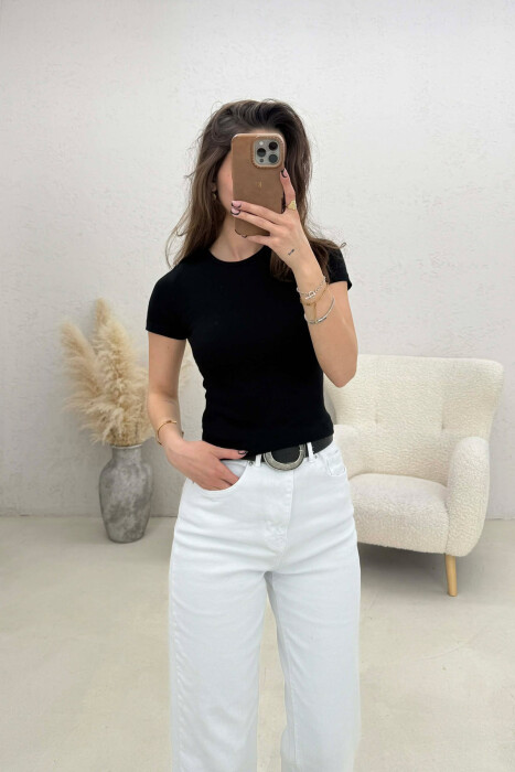 T-SHIRT NJE NGJYRESH PER FEMRA NE NGJYRE TE ZEZE - KLAUDIO FASHION