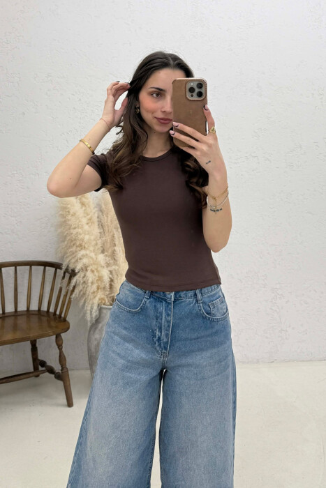 ONE COLOR WOMAN T-SHIRT DARK BROWN/KAFE ERRET - 3