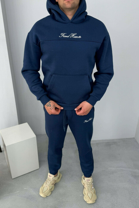 KOSTUM NJE NGJYRESH HOODIE ME SHKRIME + TUTA PER MESHKUJ NE NGJYRE BLU - KLAUDIO FASHION