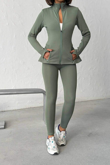 SET NJE NGJYRESH XHAKETE + STREÇE PER FEMRA NE NGJYRE JESHILE - KLAUDIO FASHION