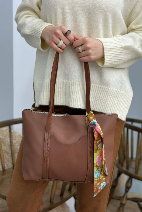 ONE COLOR ZIPPER SCARF DETAIL WOMEN BAG BROWN/KAFE 