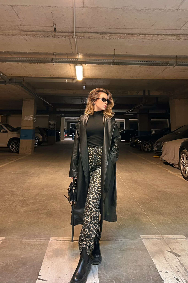 PALLTO LËKURE PËR FEMRA NË NGJYRËN E ZEZË - 5