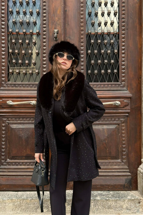 PALLTO ME JAKE GEZOFI DHE DETAJE GURESH PER FEMRA NE NGJYRE TE ZEZE - 3