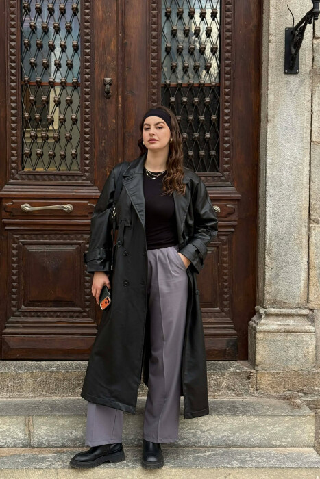 PALLTO NJE NGJYRESHE LEKURE ME KOPSA DHE ME DETAJIN E RRIPIT NE NGJYRE TE ZEZE - 5