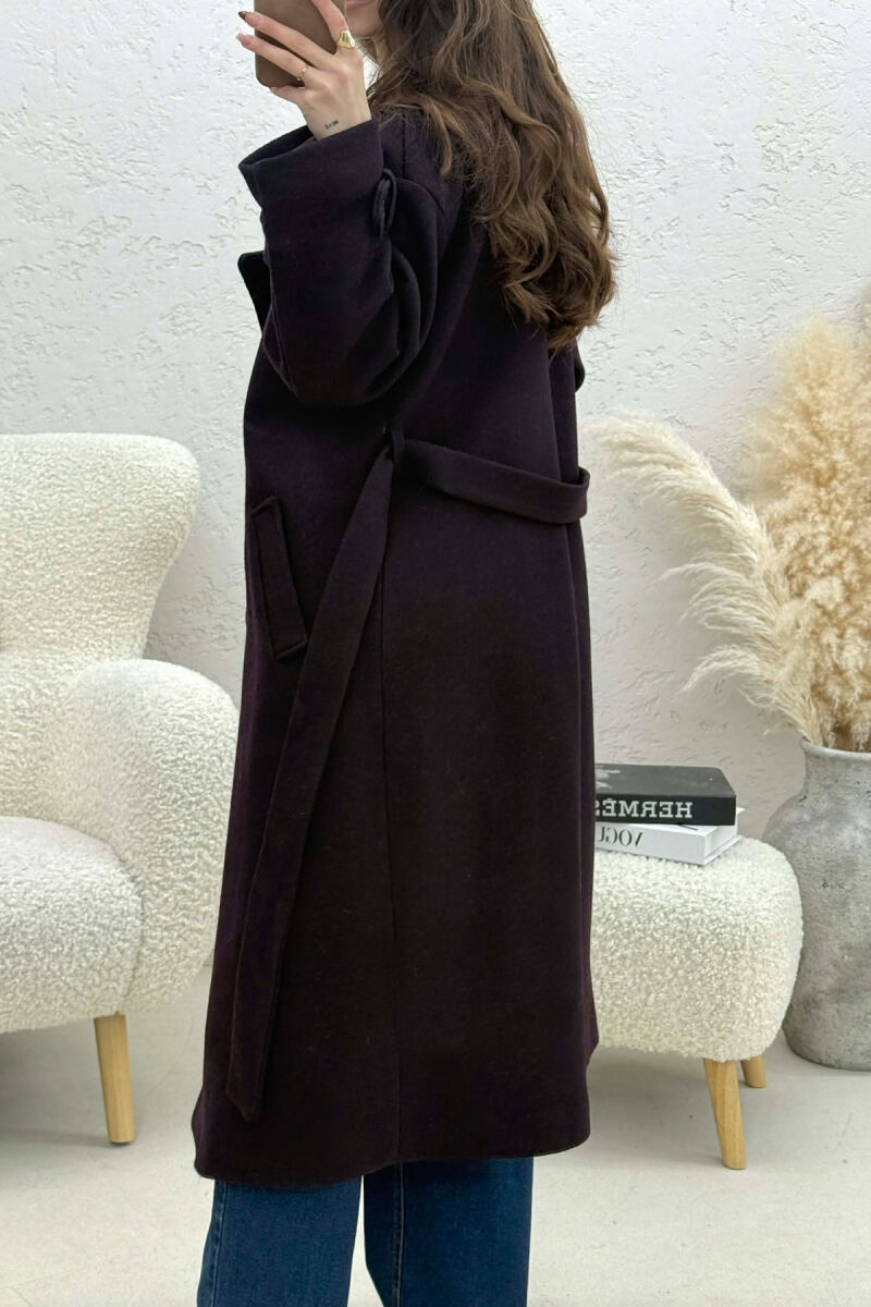 PALLTO NJE NGJYRESHE ME DETAJIN E RRIPIT PER FEMRA NE NGJYRE LEJLA TE ERRET - 5