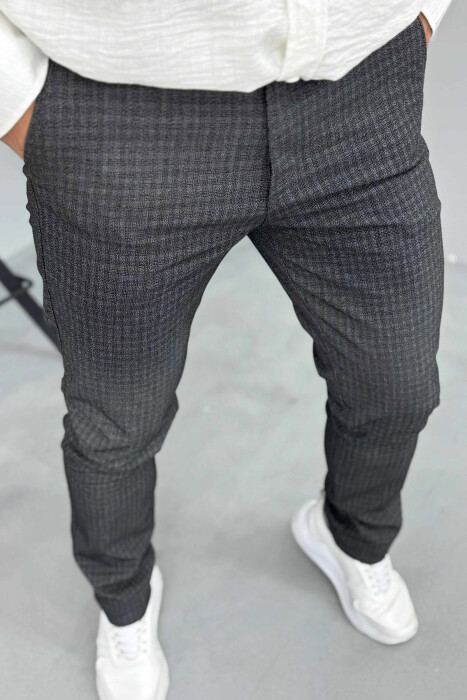 PANTALLONA KLASIKE ME KUADRATA PËR MESHKUJ NË NGJYRËN GRI E ERRËT - 5