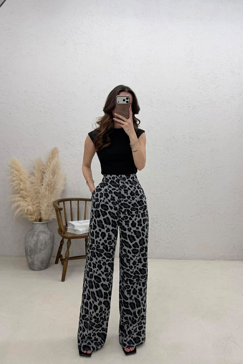 PANTALLONA ME PRINT LEOPARDI PER FEMRA NE NGJYRE GRI - 1