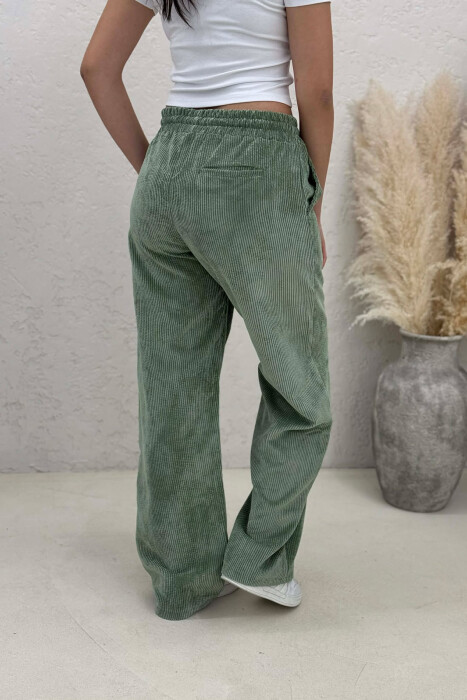 PANTALLONA NJE NGJYRESHE ME BEL ELASTIK PER FEMRA NE NGJYRE JESHILE - 5