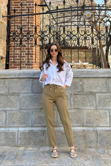 PANTALLONA NJE NGJYRESHE ME LIDHESE PER FEMRA NE NGJYRE ULLI - 2