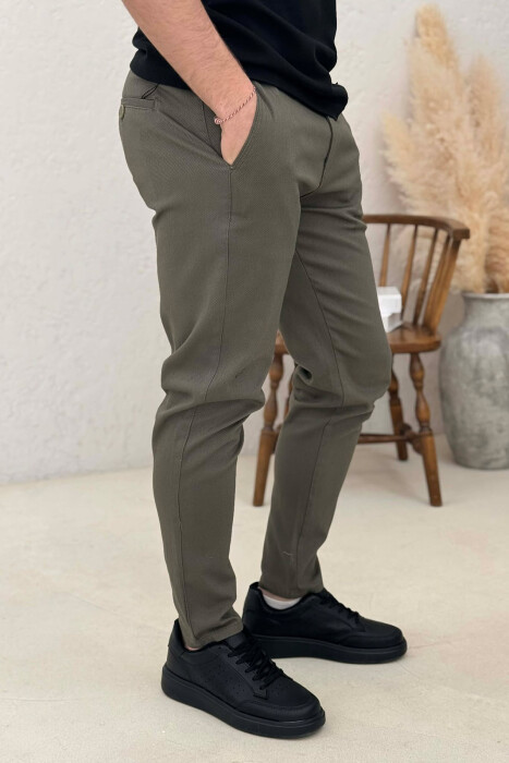 PANTALLONA NJE NGJYRESHE ME LIDHESE TEK BELI PER MESHKUJ NE NGJYRE JESHILE - 3