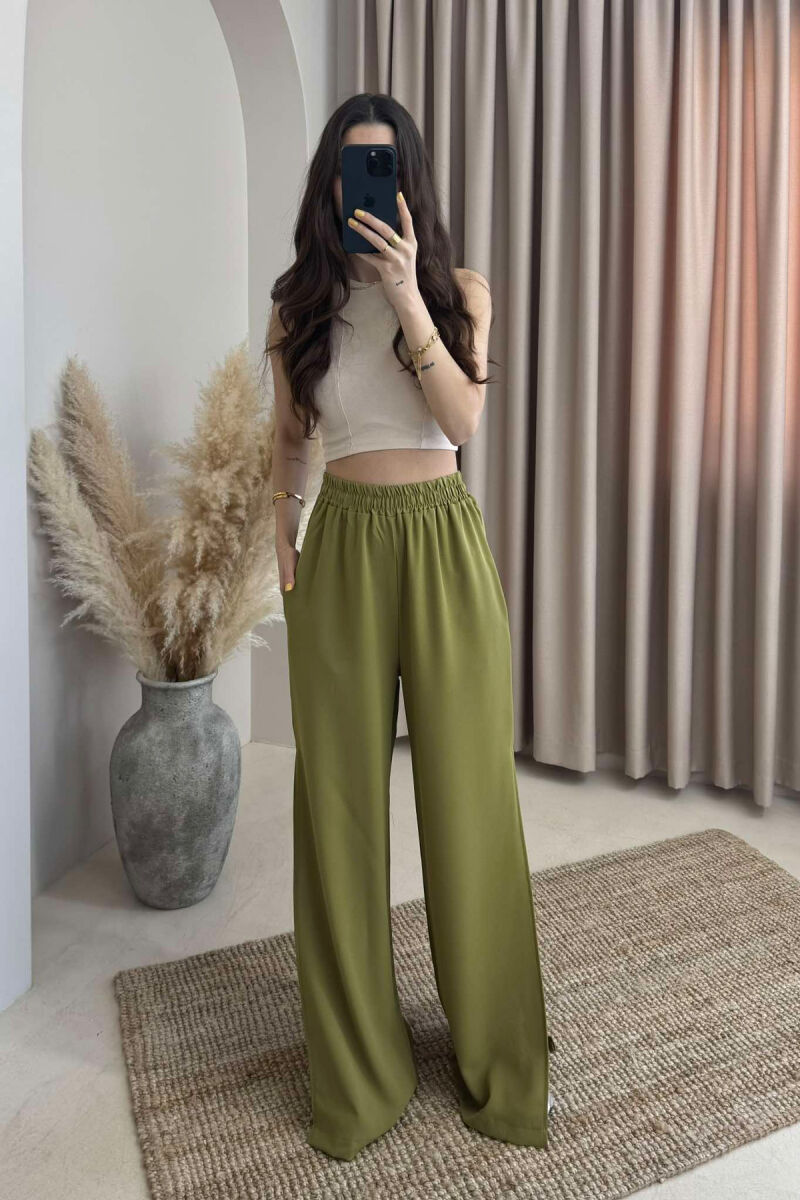 PANTALLONA NJË NGJYRËSHE TË GJERA PËR FEMRA NË NGJYRËN ULLI - 2