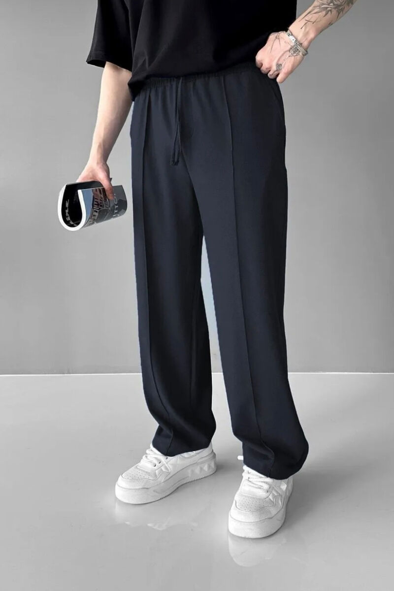 PANTALLONA TË GJERA ME BEL ELASTIK PËR MESHKUJ NË NGJYRËN BLU E ERRËT - 2