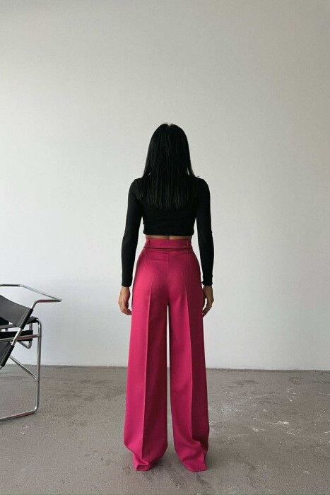 PANTALLONA TË GJËRA NJË NGJYRËSHE PËR FEMRA NË NGJYRË CIKLAMI - 2