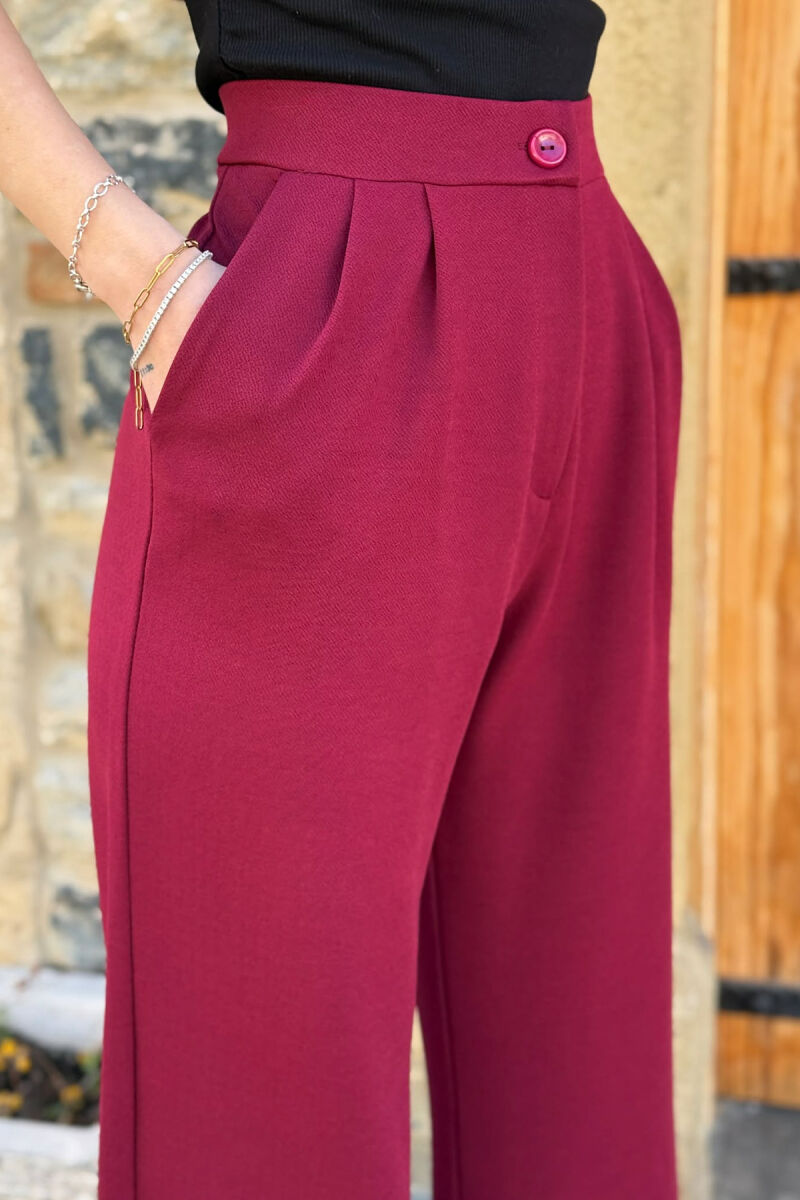 PANTALLONA TE THJESHTA NJE NGJYRESHE PER FEMRA NE NGJYRE VISHNJE - 4