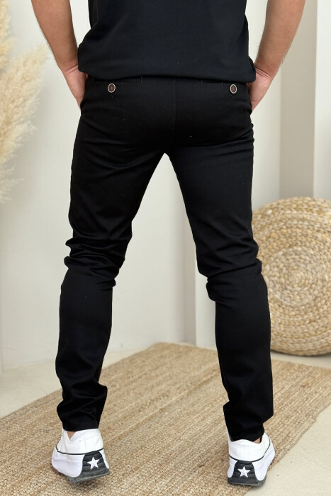 PANTALLONA NJË NGJYRËSHE TË THJESHTA PËR MESHKUJ NË NGJYRËN E ZEZË - 4