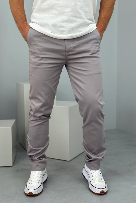 PANTALLONA NJË NGJYRËSHE TË THJESHTA PËR MESHKUJ NË NGJYRËN GRI - 2