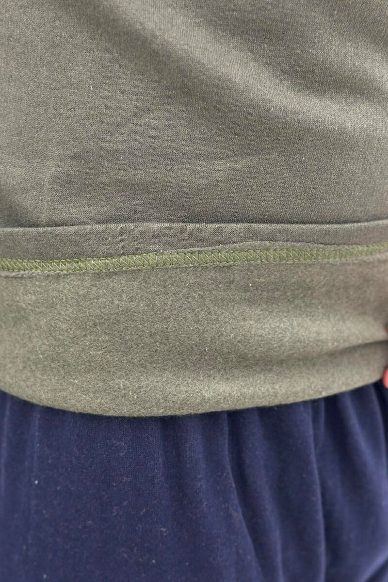 PIZHAME BLUZE E THJESHTE ME BUTONA + TUTA PER MESHKUJ NE NGJYRE JESHILE - 3