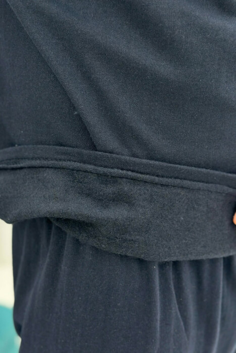 PIZHAME BLUZE ME JAKE ME BUTONA + TUTA PER MESHKUJ NE NGJYRE BLU TE ERRET - 4