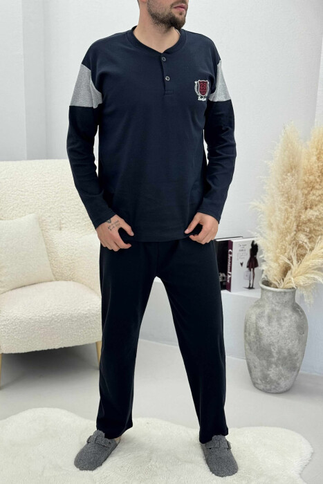 PIZHAME BLUZË ME JAKË TË RRUMBULLAKËT+TUTA PËR MESHKUJ NË NGJYRË BLU - KLAUDIO FASHION