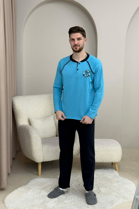 PIZHAME BLUZE ME LOGO TË THJESHTE+TUTA PER MESHKUJ NE NGJYRE BLU TE ZBARDHUR - 1