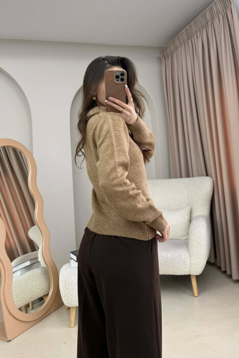 POLO NECK BUTTONED SCARF DETAIL WOMEN SWEATER LIGHT BROWN/KAZB - 4