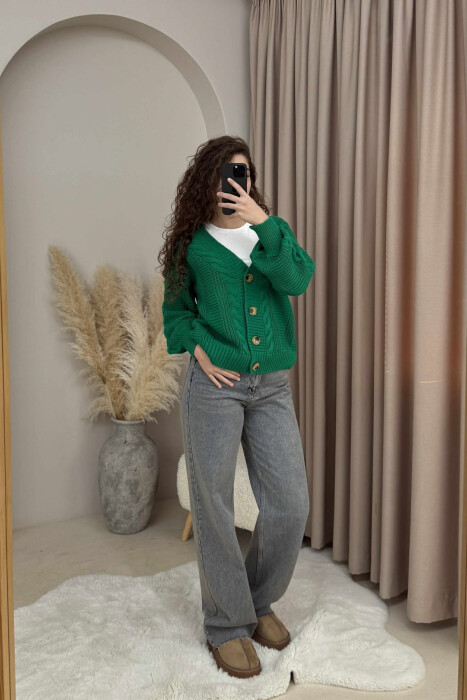 PULOVËR E THJESHTË NJË NGJYRËSHE E THURRUR PËR FEMRA NË NGJYRË JESHILE - 2