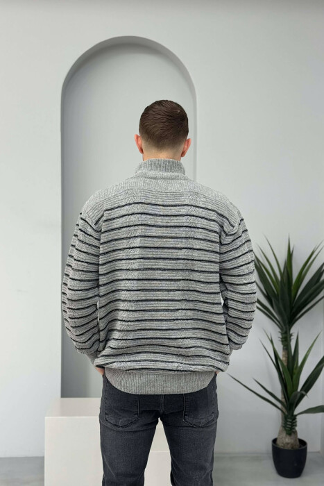 PULOVËR E THJESHTË PËR MESHKUJ NË NGJYRËN GRI - 2