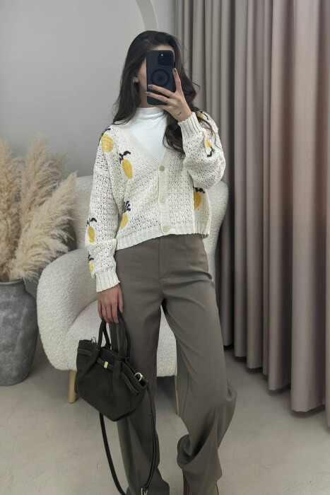 PULOVËR E THURRUR ME ANANAS PËR FEMRA NË NGJYRË KREM - 5