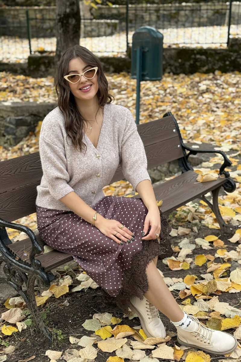 PULOVËR ME MËNGË TË SHKURTRA DHE KOPSA ME DETAJIN E YLLIT TË DETIT PËR FEMRA NË NGJYRË BEZHË - 4