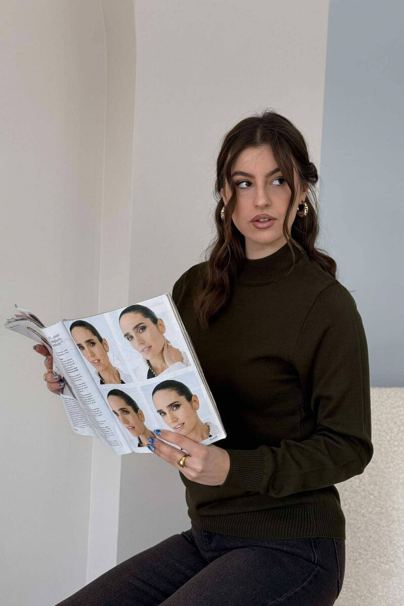 PULOVËR NJË NGJYRËSHE PËR FEMRA NË NGJYRËN JESHILE - 4