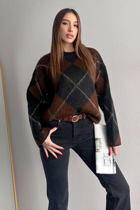 RHOMBUS DESIGN WHITE STRIPE DETAIL WOMEN SWEATER BROWN/KAFE - 2