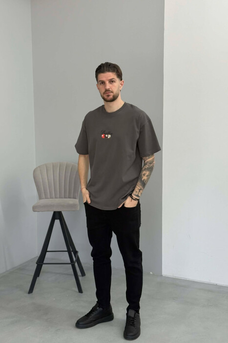 ROUND NECK BACK IMAGE MEN T-SHIRT DARK GREY/GEE - 3