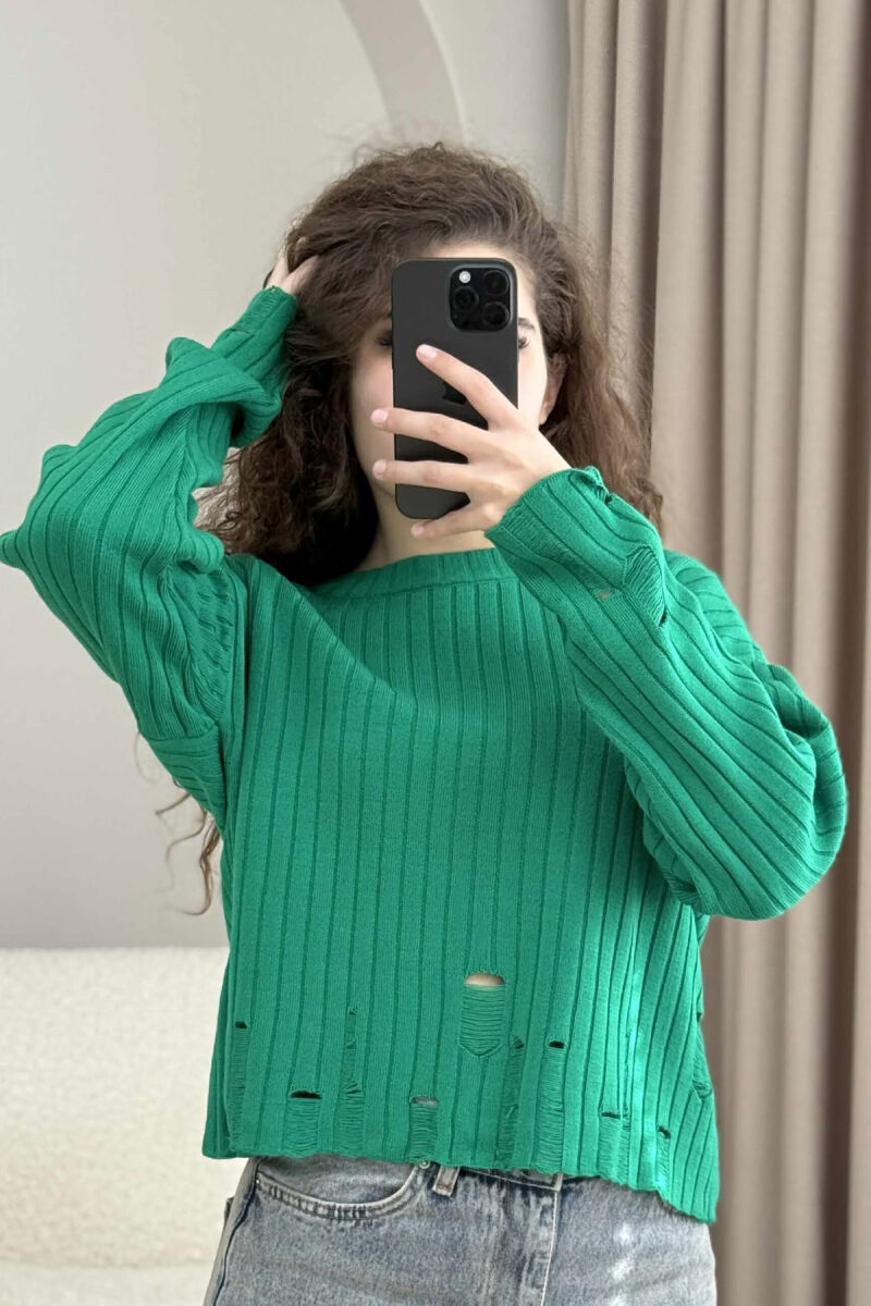 ROUND NECK ONE COLOR RIPPED WOMEN SWEATER GREEN/JESHILE - 3
